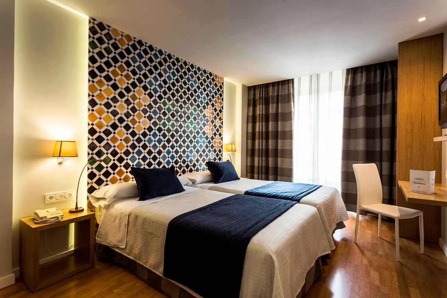גרנדה Hotel Comfort Dauro 2 3*,  ספרד