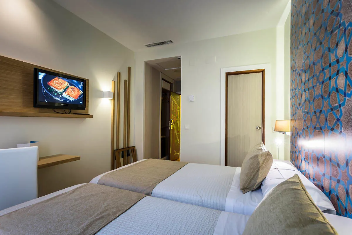 גרנדה Hotel Comfort Dauro 2